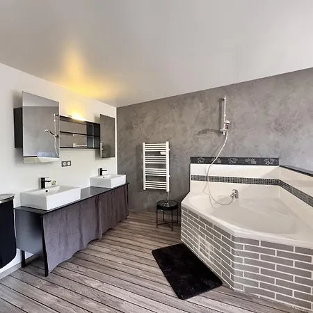 Le Paddock - Jardin - Parking - 4 Pers *